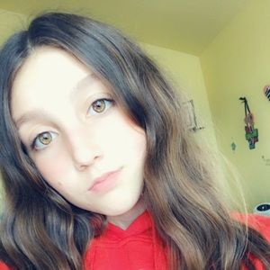 Meet your Posher, Mallory